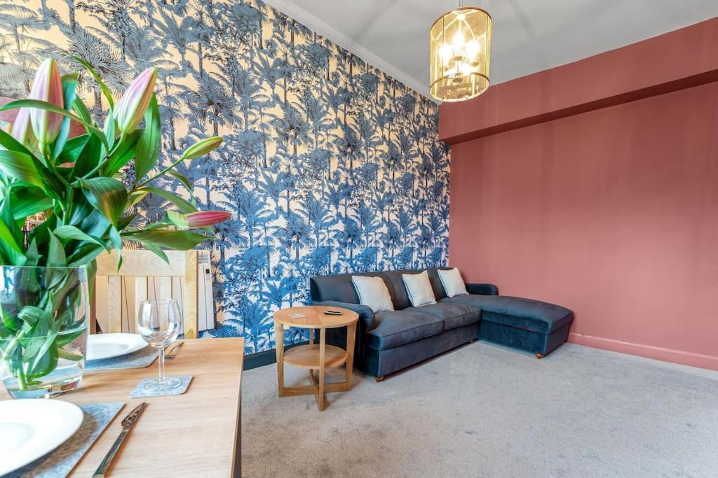 Boutique Modern Royal Mile Apartment Sleeps 4 Edinburgh Luaran gambar